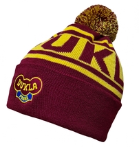 DUKLA beanie with pom pom